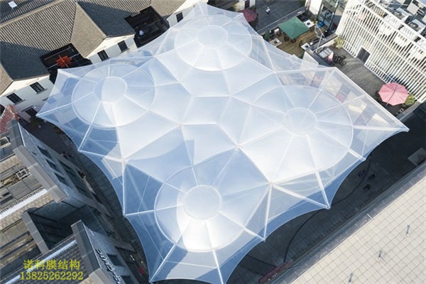 ETFE 臨時(shí)結(jié)構(gòu)現(xiàn)有建筑物的改造和改善